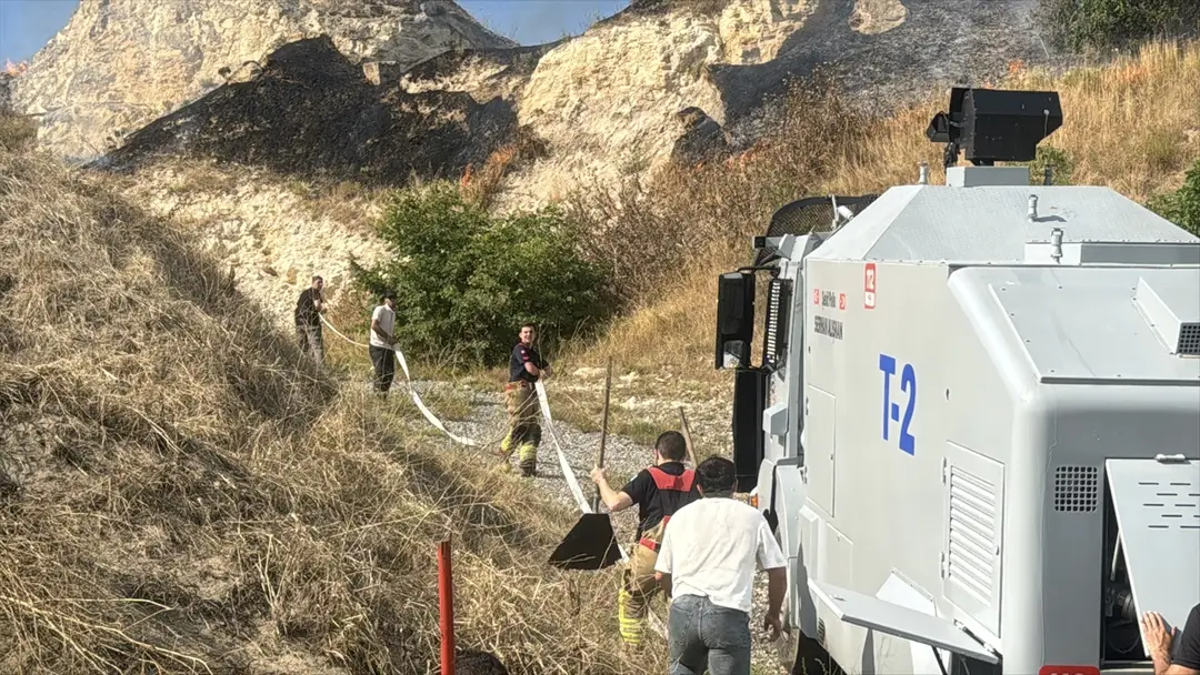 Stubble Fire in Edirne: 30 Decares of Farmland Destroyed
