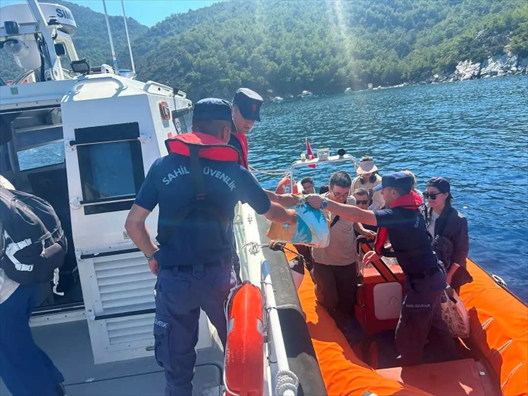 Muğla Datça'da 19 düzensiz göçmen karada yakalandı: 2 çocuk var