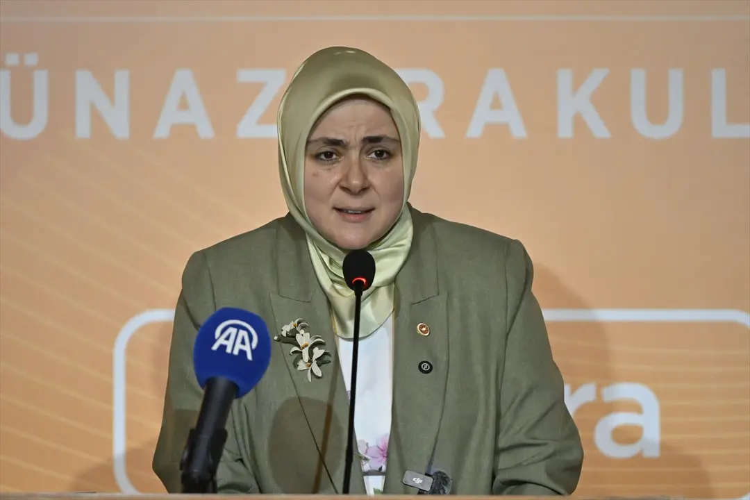 AK Partei Frauenorganisation: Frauen gestalten das Jahrhundert der Türkei