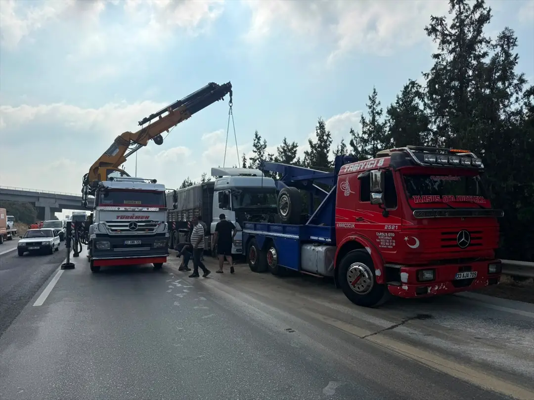 LKW-Unfall in Tarsus, Mersin: 2 Tote, 2 Verletzte