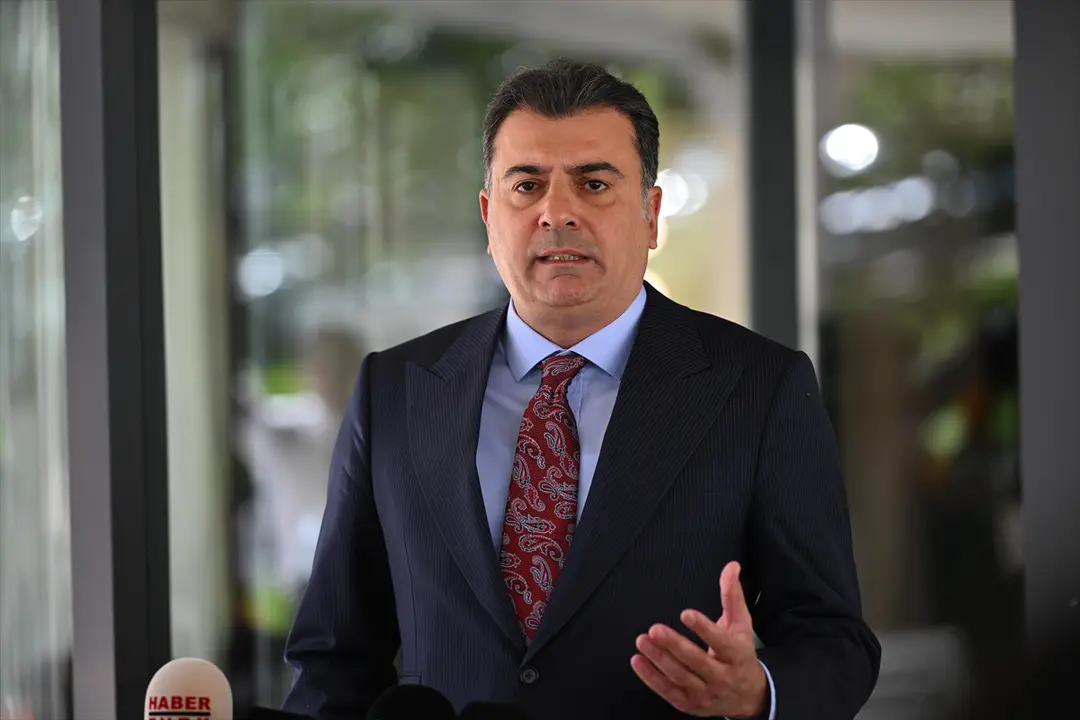 CHP-Abgeordneter Emre: Antrag für neue Partei in wenigen Tagen