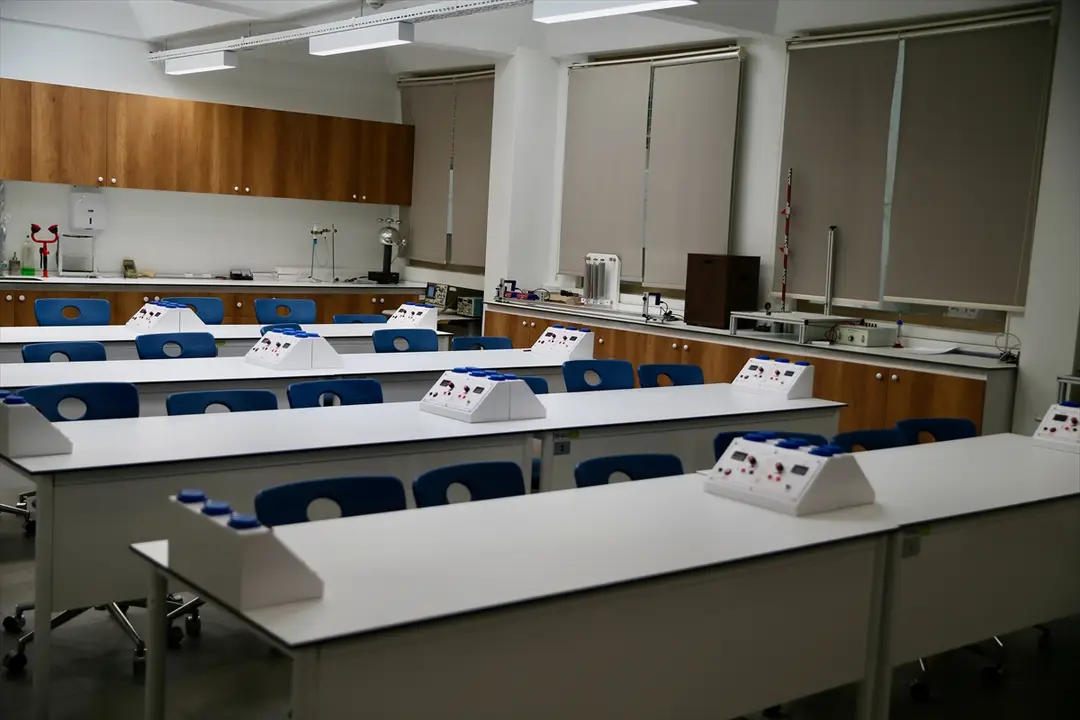 TÜBİTAK Fen Lisesi YKS'de zirvede: 7 öğrenci ilk 100'de yer aldı