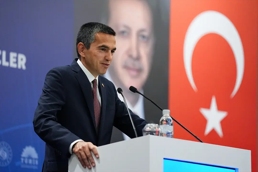 Bakan Işıkhan "Çalışma Hayatında Dijital Dönüşüm ve Gençler Semineri"nde konuştu: