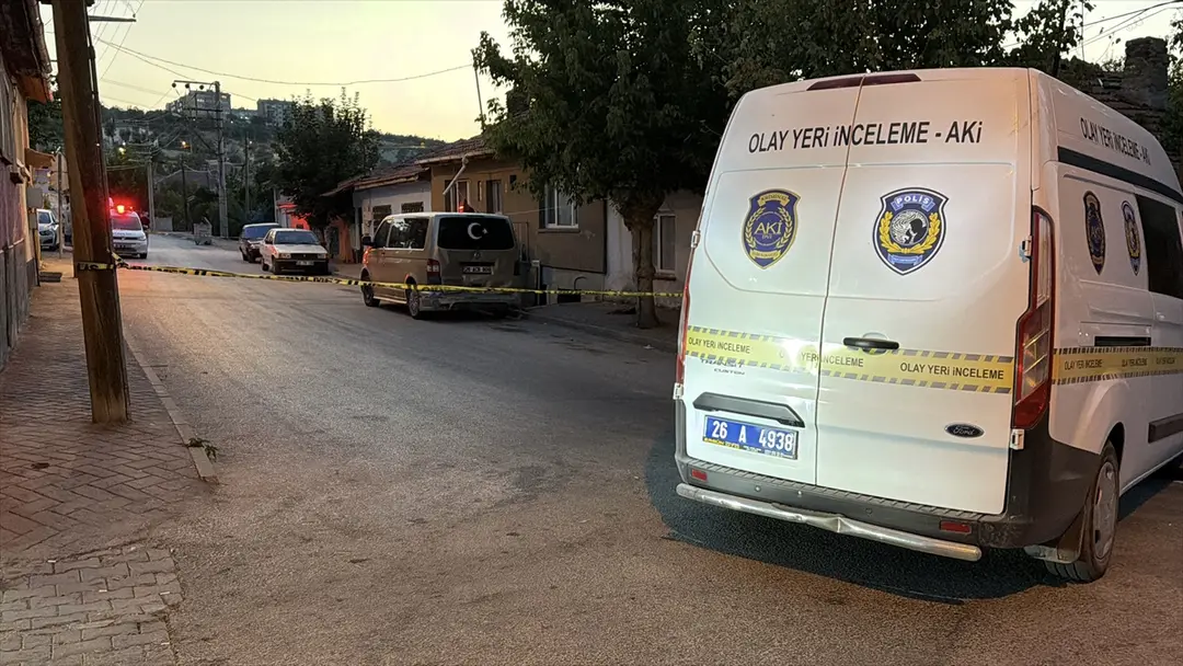 3 Injured, Including Child, in Eskişehir Armed Brawl
