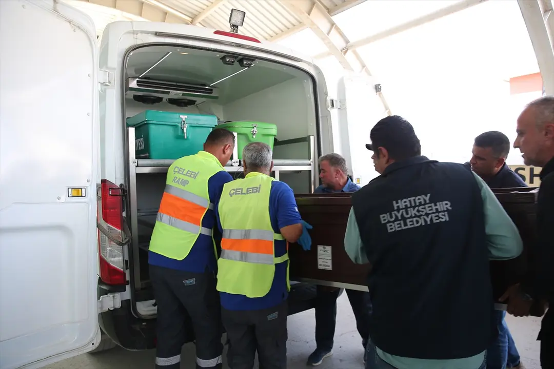 Suudi Arabistan'daki yangında ölen 4 Türk Hatay'a getirildi