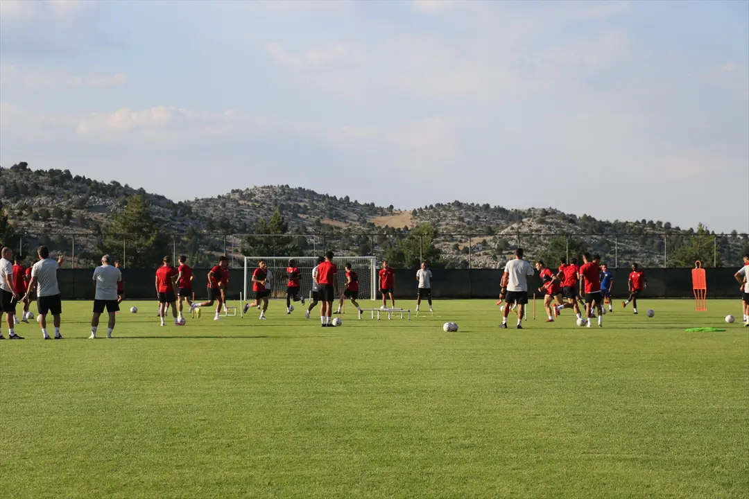 Bülent Korkmaz: Antalyaspor will zurück in die Süper Lig