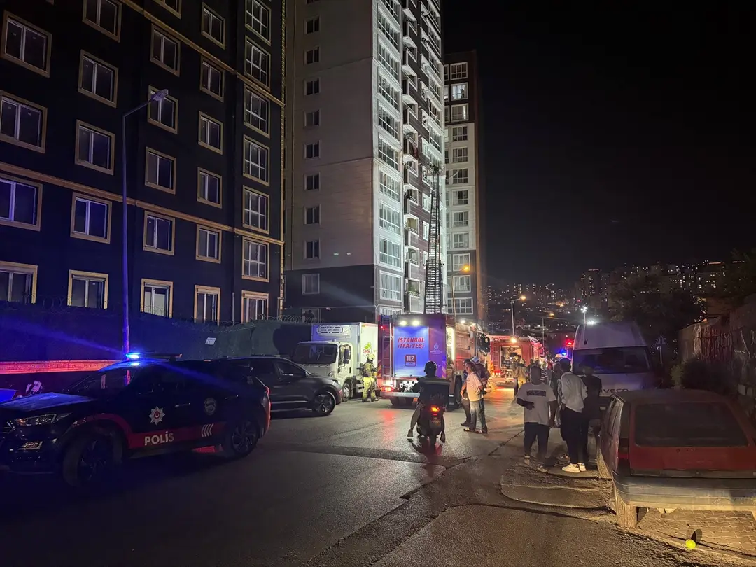 Fire in 14-Story Building in Esenyurt: 13 Rescued