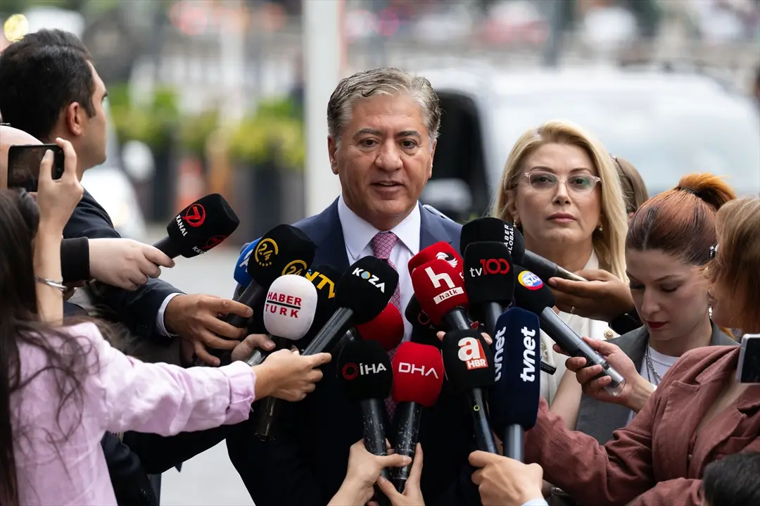 Murat Emir: Gründungsantrag der Neuen Partei beim Innenministerium eingereicht