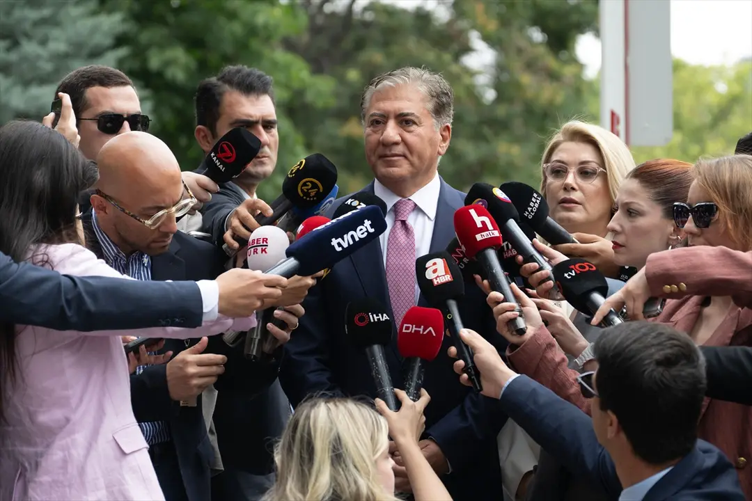 Murat Emir: Gründungsantrag der Neuen Partei beim Innenministerium eingereicht