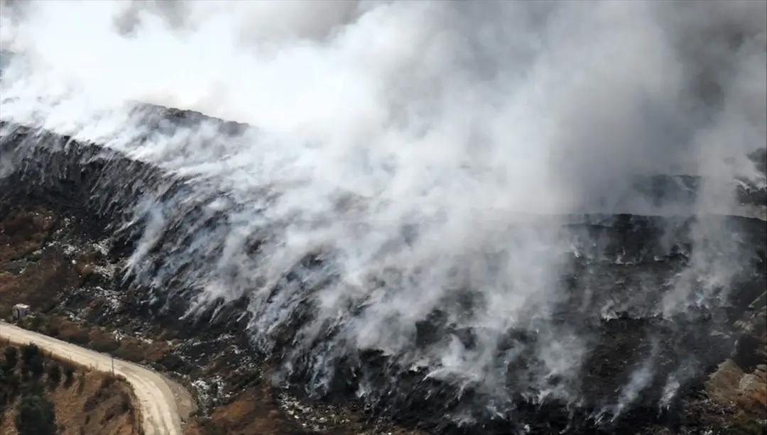Bürgermeister Sevindi: Mülldeponiebrand in Amasya wird gekühlt