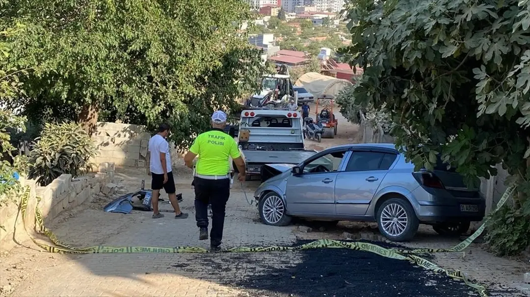Hatay: Fahrer stirbt nach Kollision mit Baumaschine
