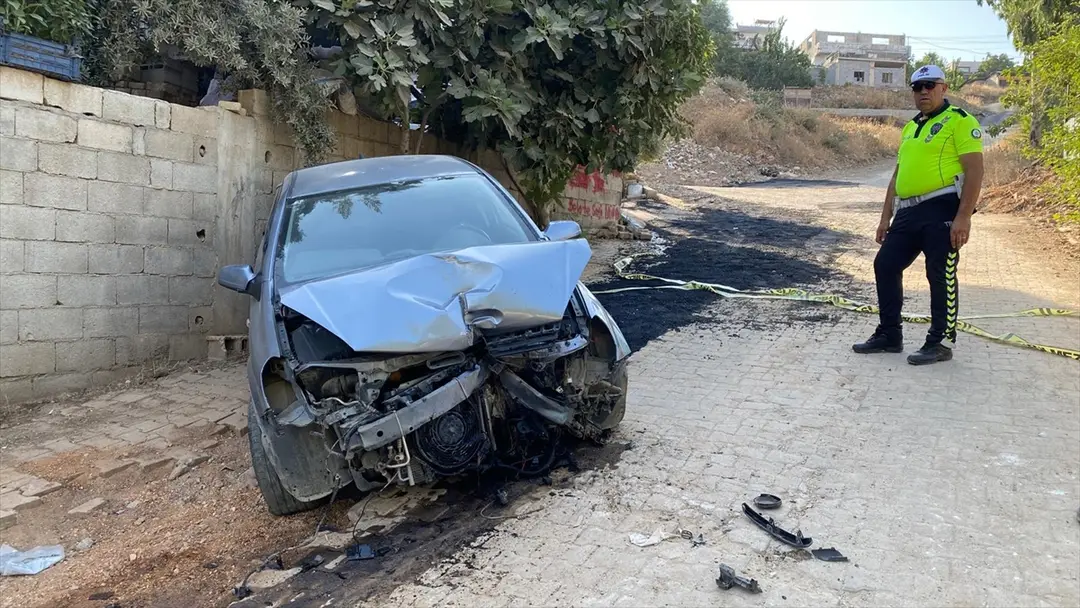 Hatay: Fahrer stirbt nach Kollision mit Baumaschine