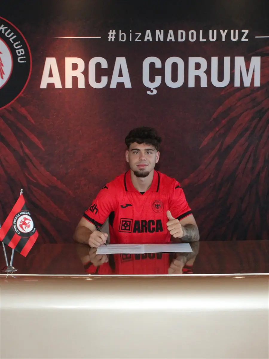 Çorum FK verpflichtet rumänischen Nationalspieler Andrei Borza