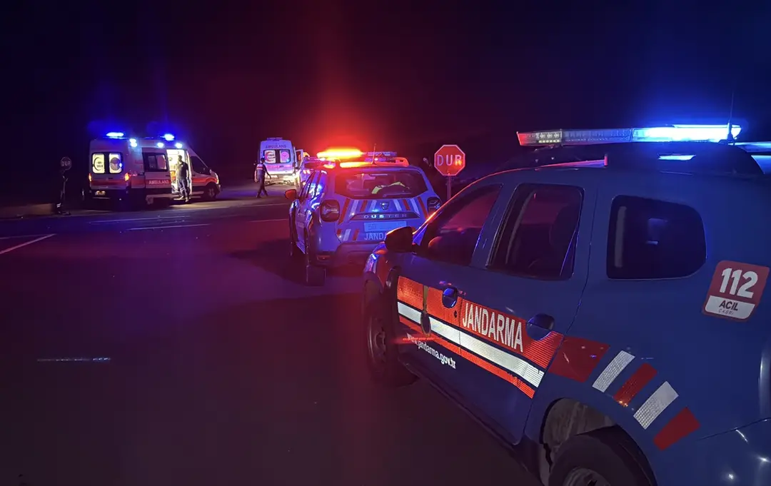 Nevşehir'de kaza: Minibüs ile hafif ticari araç çarpıştı, 5 yaralı