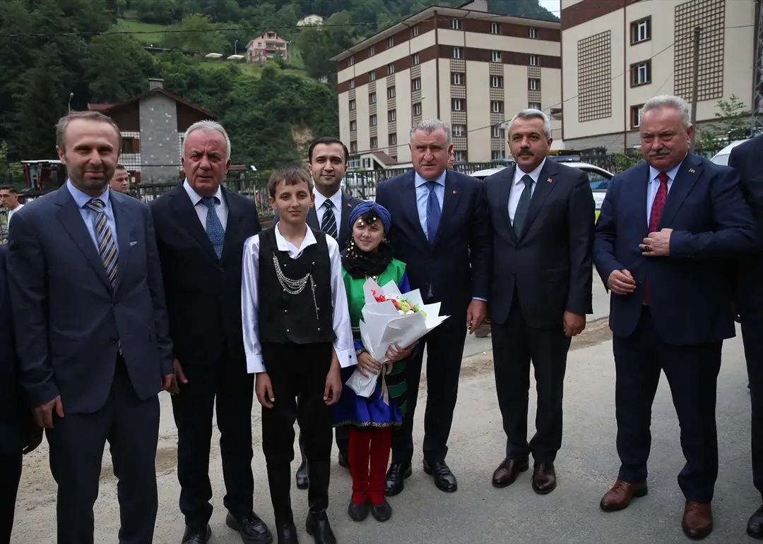 Bakan Osman Aşkın Bak: İkizdere'ye yeni spor tesisleri