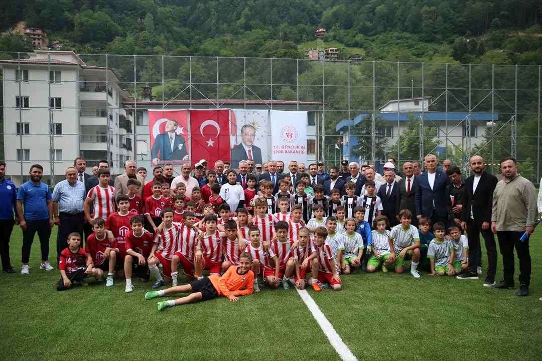 Bakan Osman Aşkın Bak: İkizdere'ye yeni spor tesisleri