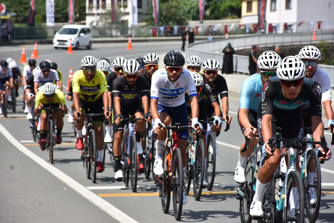 Cycling Turkish Cup 7th Stage Race Kicks Off in Trabzon