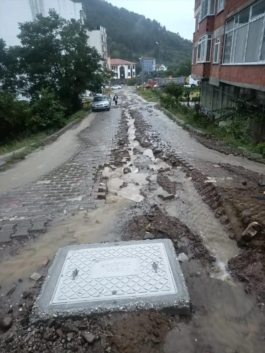 Kastamonu Doğanyurt: Heftiger Starkregen, Überschwemmungen