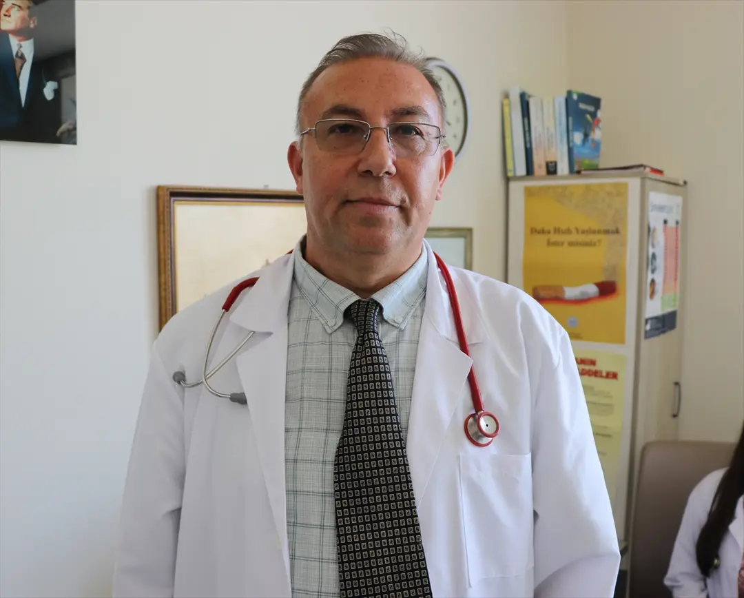 Kütahya'da tütün bağımlılığıyla mücadelede 12-18 yaş grubuna özel poliklinik desteği veriliyor