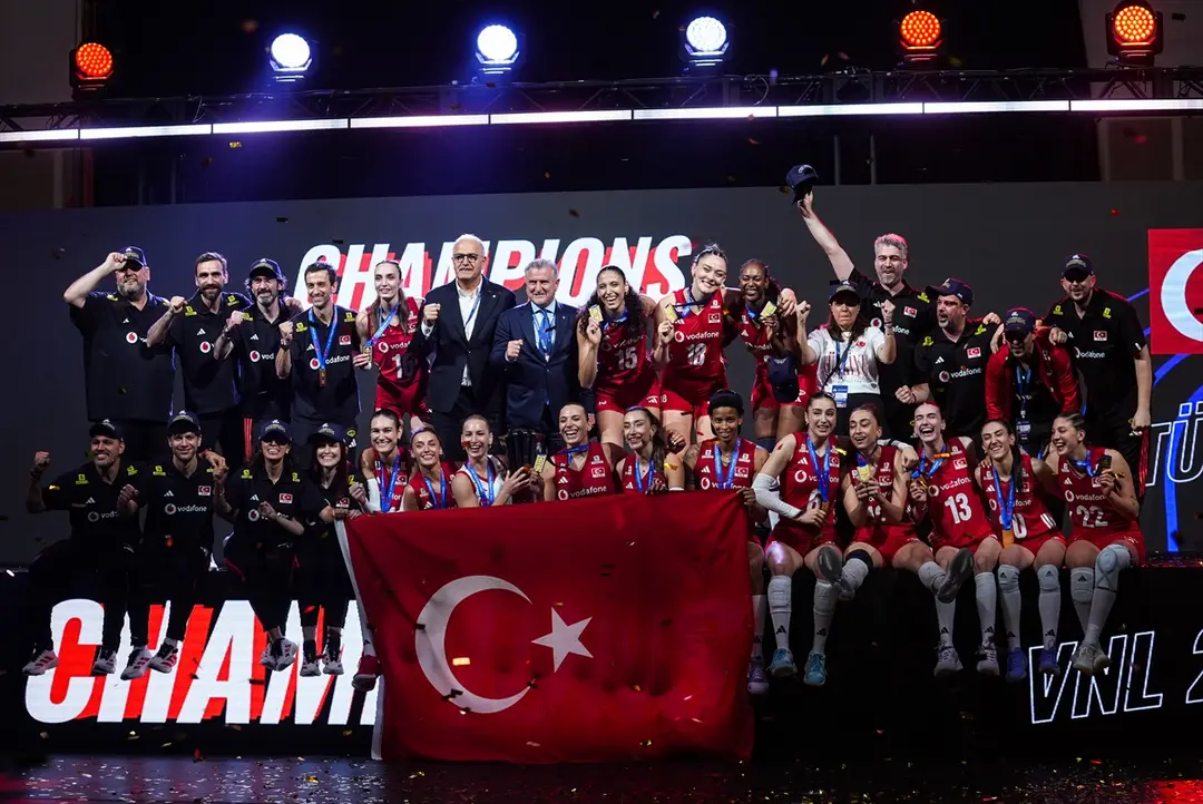 Die Sultaninnen des Netzes holen VNL-Titel in Macau