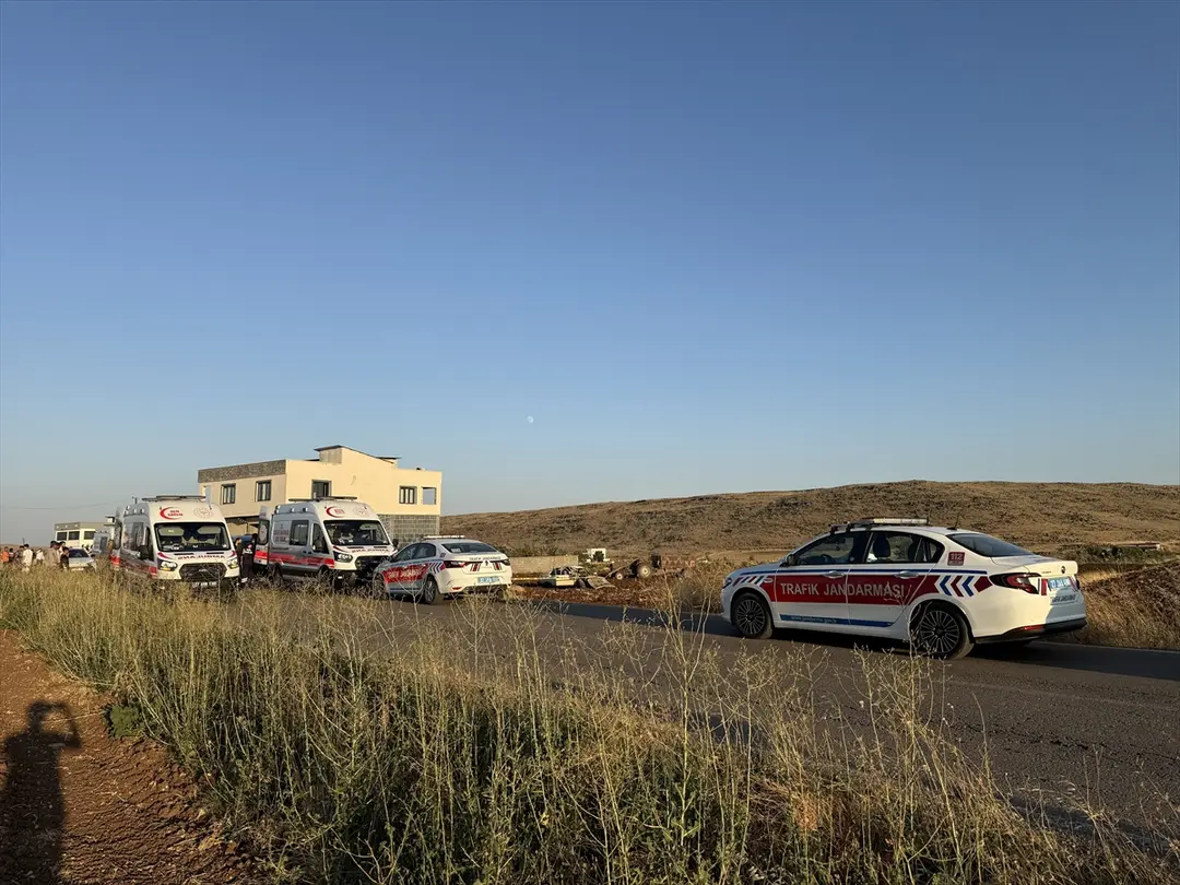 Autounfall in Gaziantep: 1 Toter, 5 Verletzte (davon 4 Kinder)