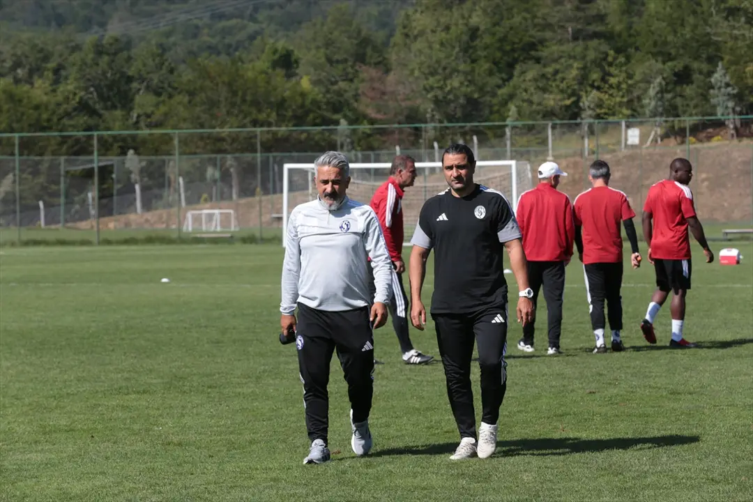 Sarıyer Teknik Direktörü Bölükbaşı: İlk maçı kazanmak hedefimiz