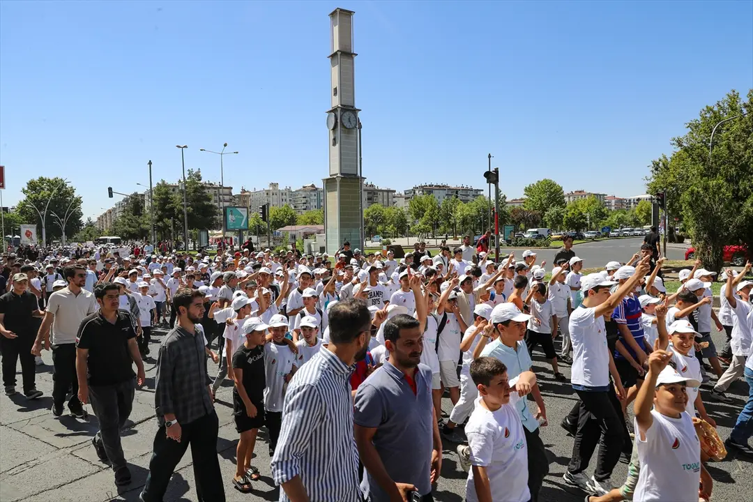 TÜGVA Diyarbakır: Yaz Okulu Cami Buluşması ile taçlandı