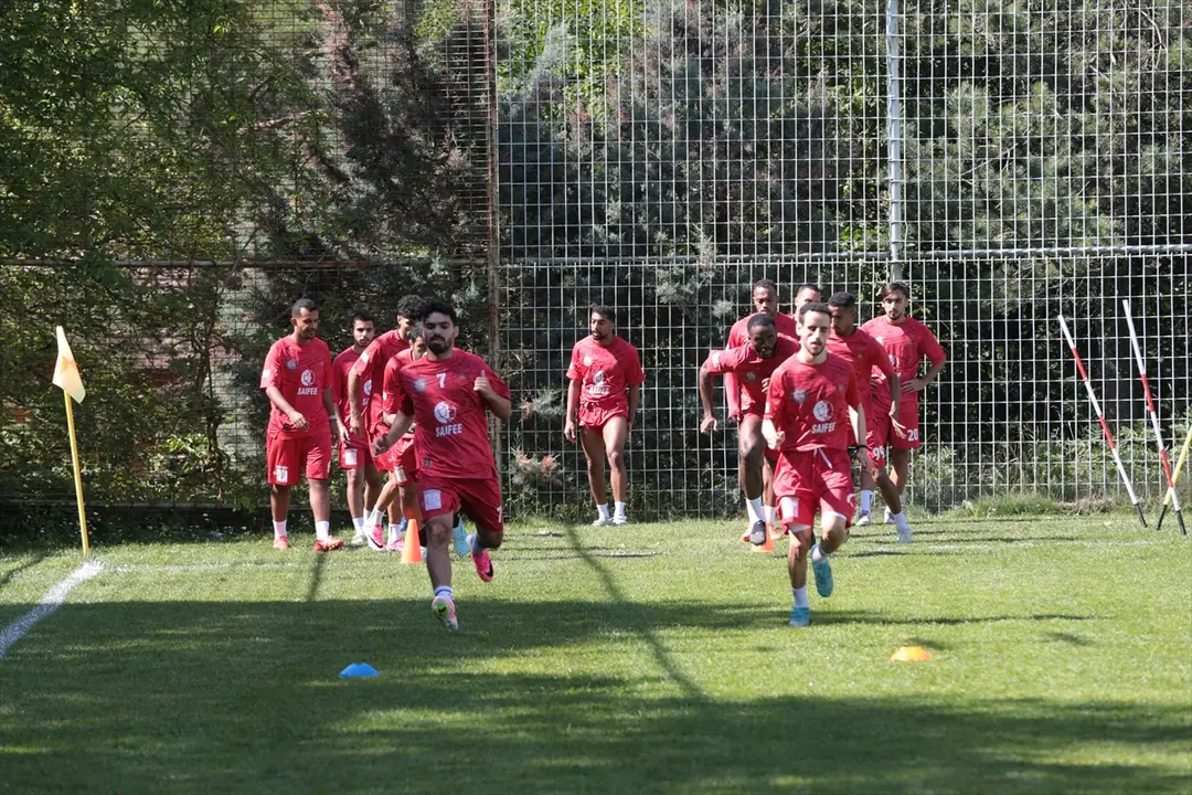 Al Ittihad Bolu'da kampa girdi: Teknik direktör Jawad konuştu