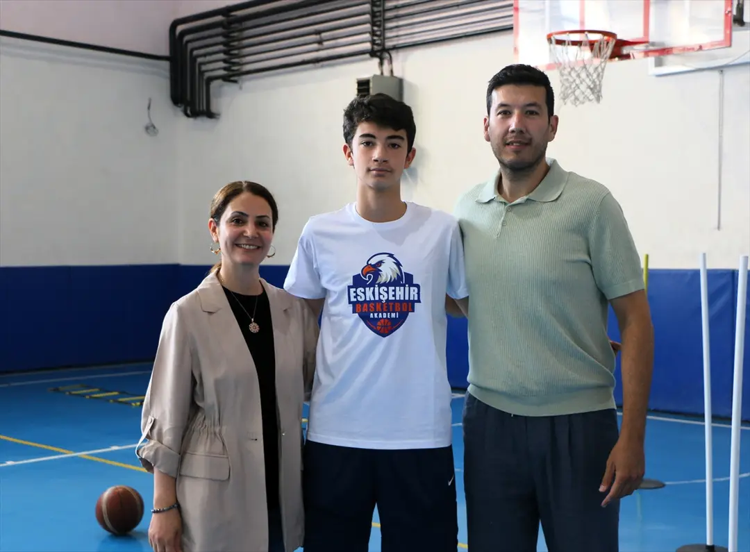 LGS Birincisi Burak Mamur: Basketbolla Galatasaray Lisesi hedefi