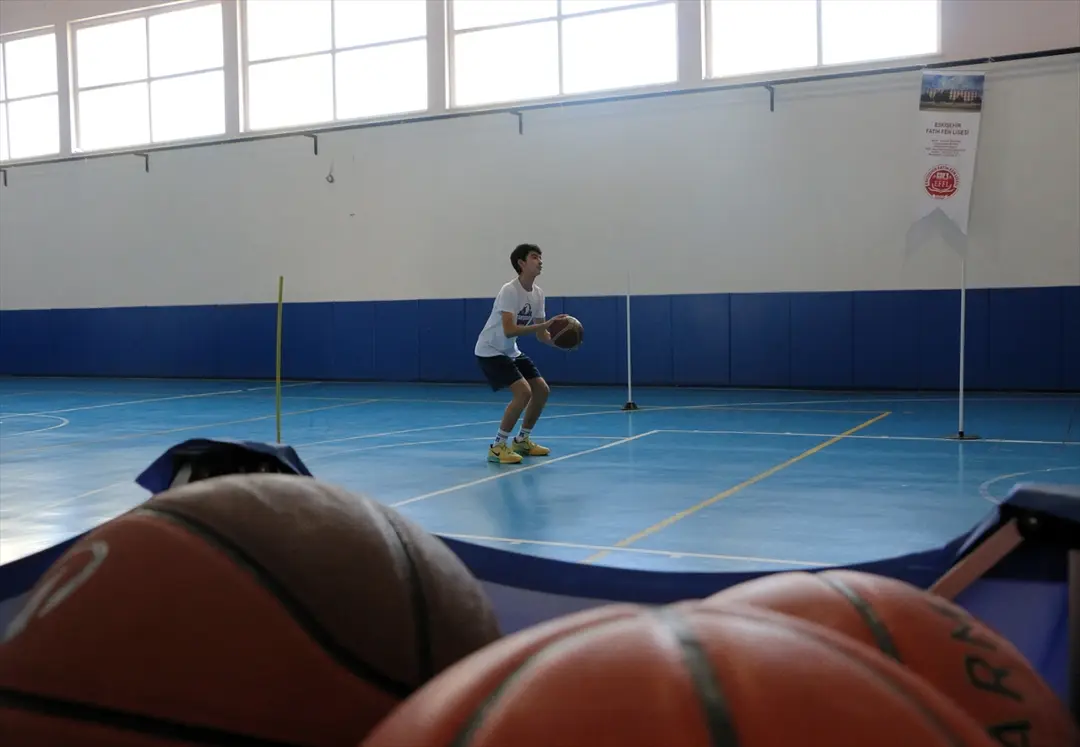 LGS Birincisi Burak Mamur: Basketbolla Galatasaray Lisesi hedefi