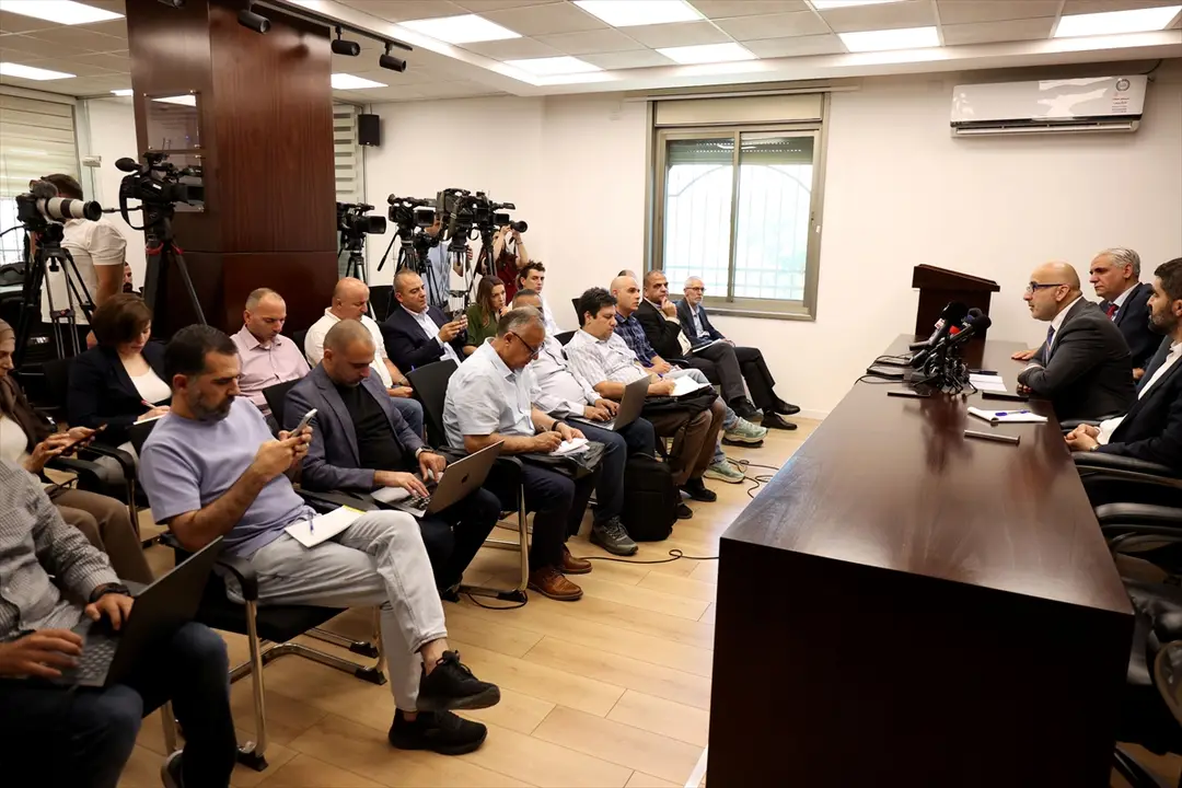 Filistin Bakanı Selame: İsrail 6 milyar dolar fonu sıfırlayacak
