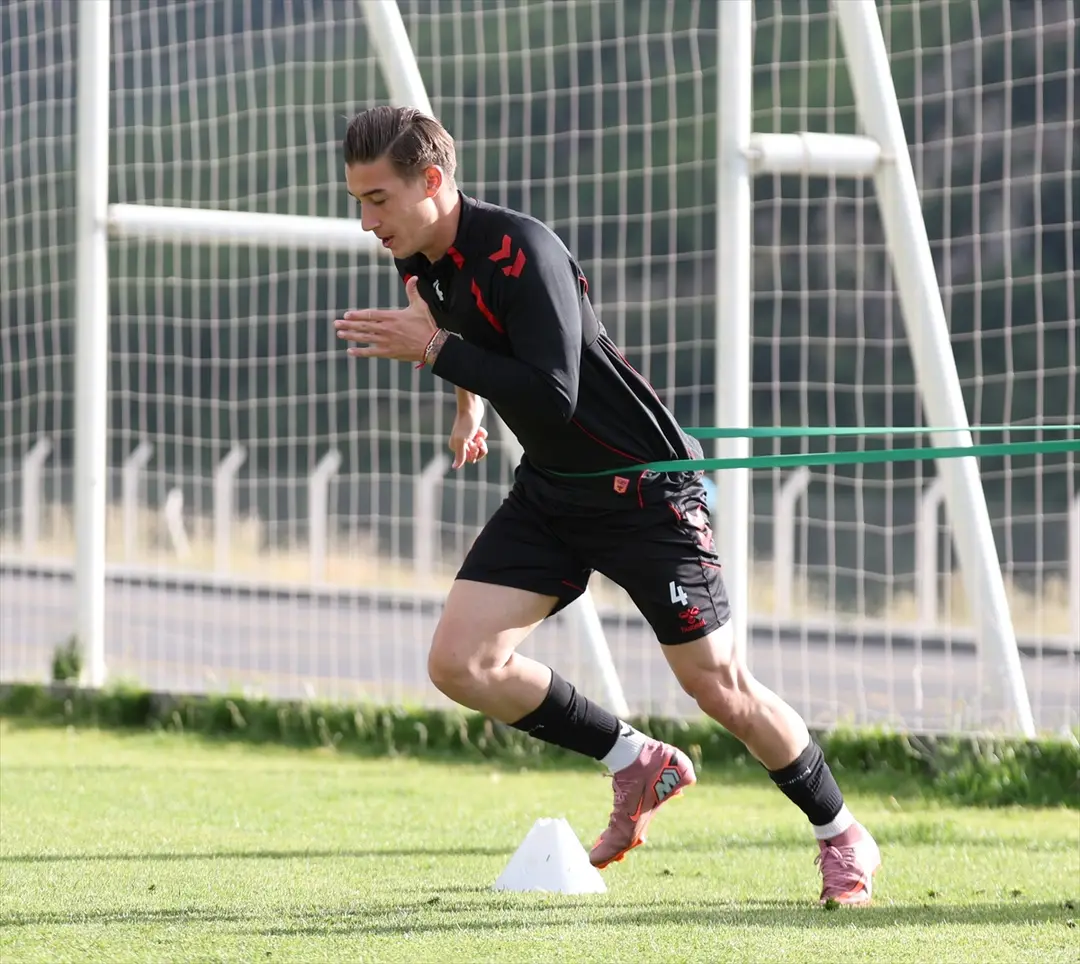 Sivasspor: Kayseri kampında sezon hazırlıkları sürüyor