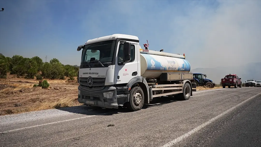 Balıkesir Sındırgı'daki orman yangını kontrol altına alındı