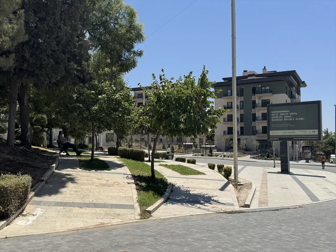 Kilis ve Kahramanmaraş'ta sıcak hava günlük yaşamı etkiliyor