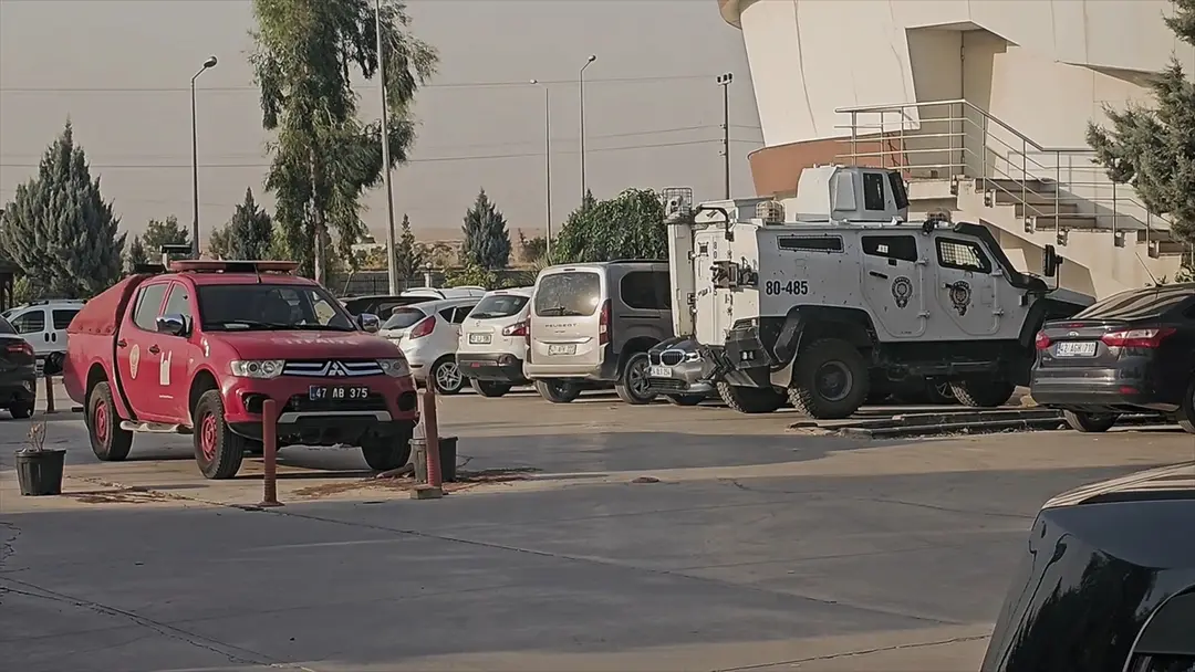 Mardin'de itfaiye aracının çarpması sonucu ölen itfaiye eri son yolculuğuna uğurlandı