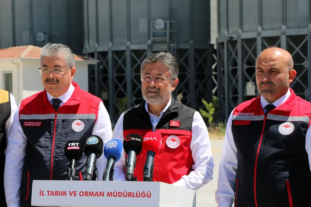 Bakan Yumaklı: TMO 10 milyon ton ürün aldı, alımlar devam ediyor