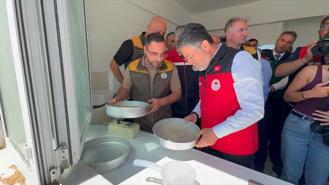 Bakan Yumaklı: TMO 10 milyon ton ürün aldı, alımlar devam ediyor