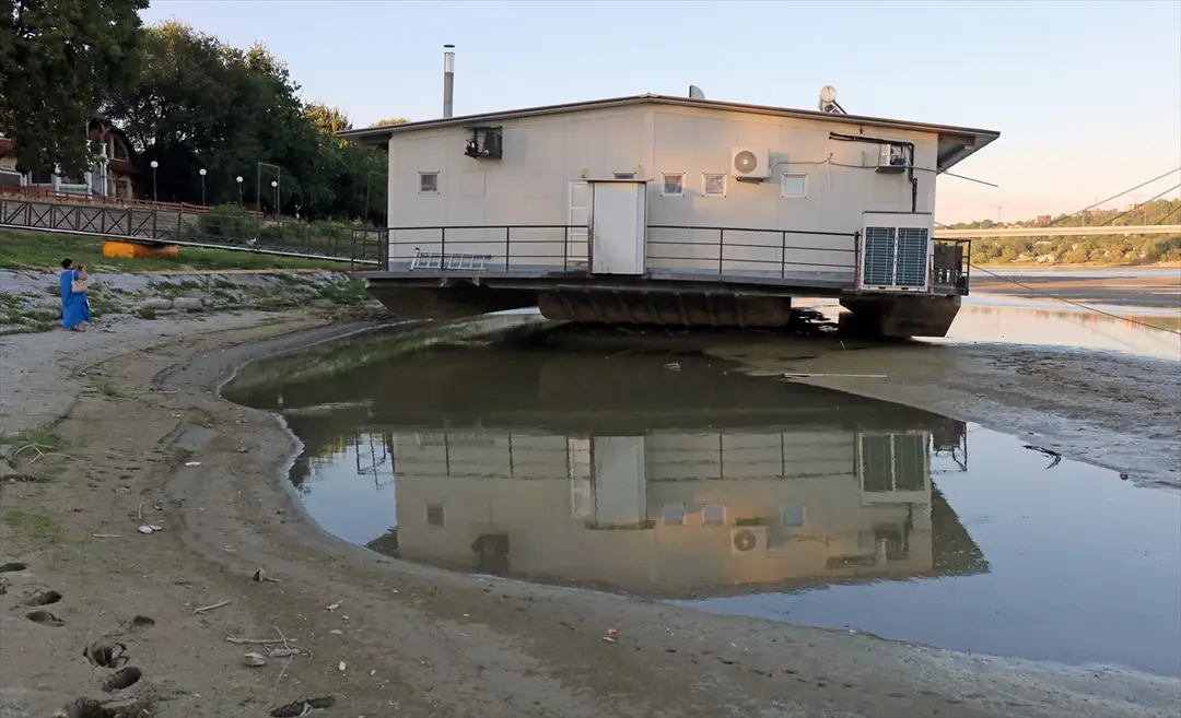 Tuna Nehri: Sırbistan ve Bulgaristan'da su seviyesi düşüşü sürüyor