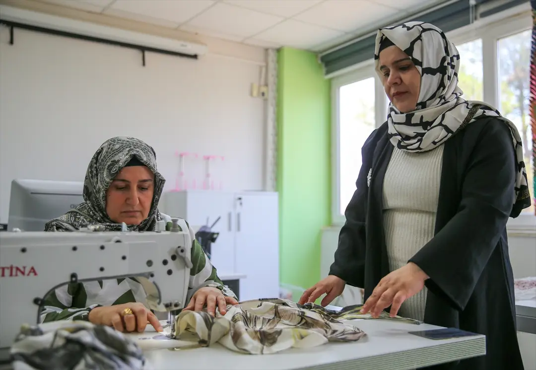 Diyarbakır'da Atık Perde Kumaşları Yapay Zeka ile Ürüne Dönüşüyor