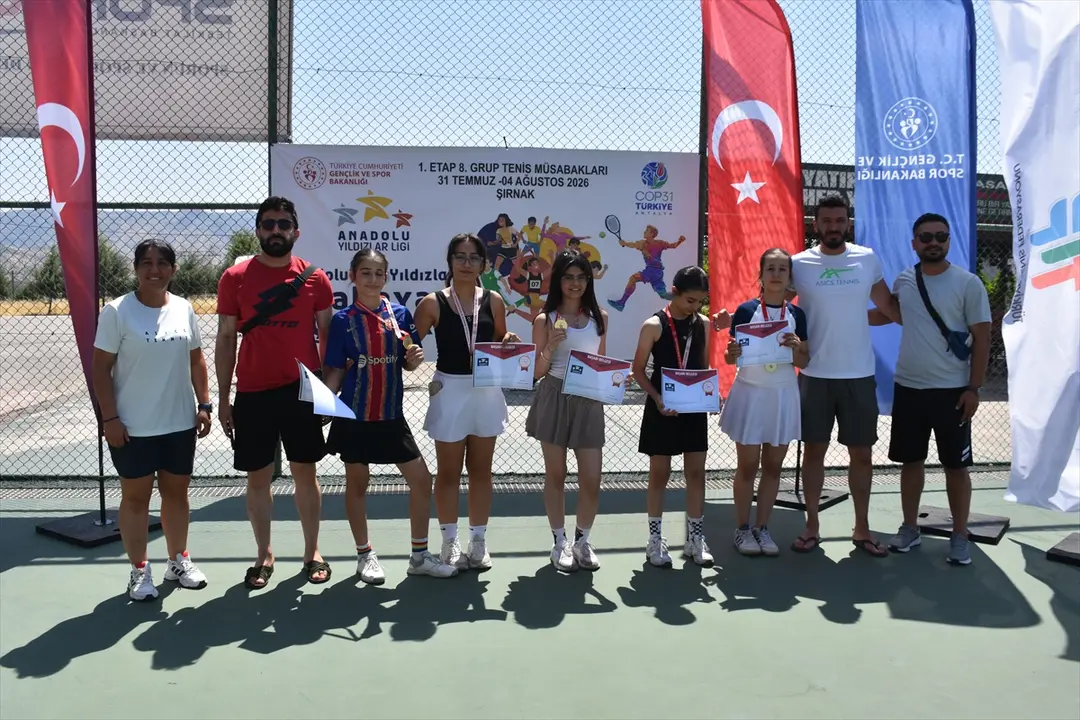 ANALİG Tenis Müsabakaları Şırnak'ta Tamamlandı: Yarı Finalistler Belli Oldu