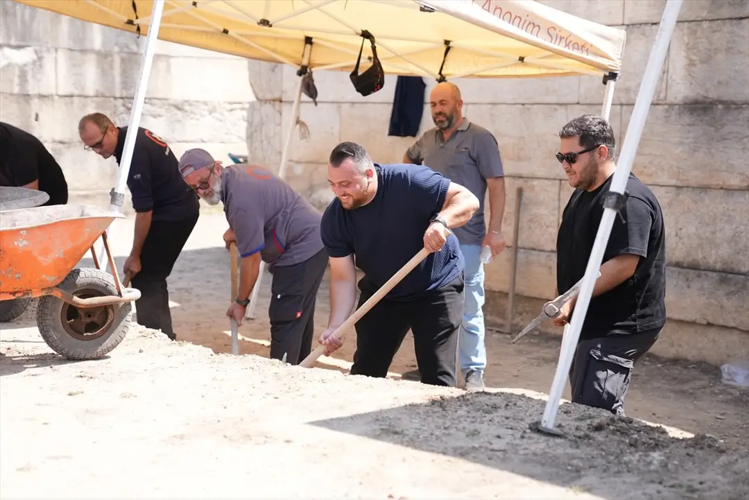 Düzce Belediyesi: Antik kent kazılarına personel desteği