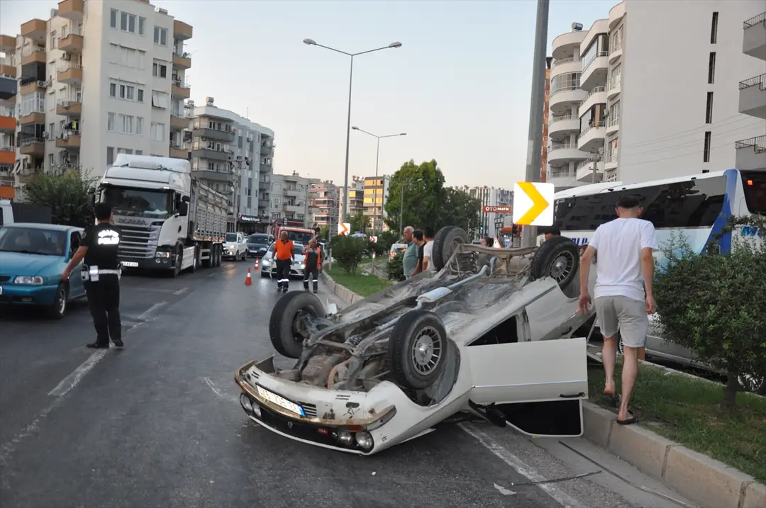 Mersin Silifke'de tır kazası: Anne ve kızı hastaneye kaldırıldı