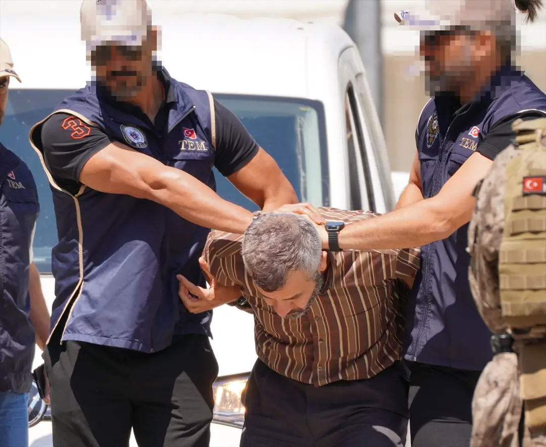 FETÖ'cü Burkay Karatepe, örgüt bağlantısını ve darbe girişimini anlattı