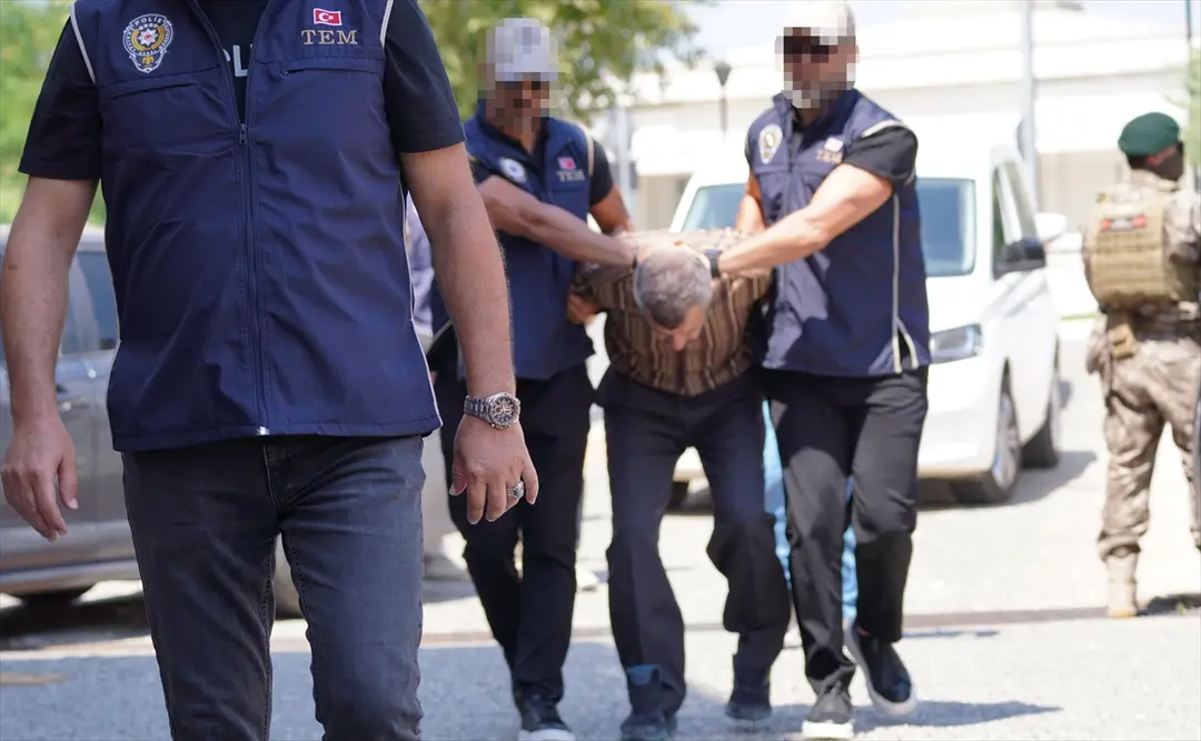 FETÖ'cü Burkay Karatepe, örgüt bağlantısını ve darbe girişimini anlattı
