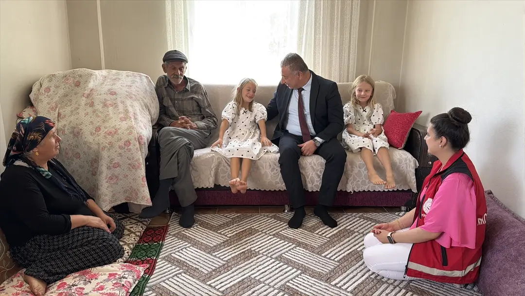 Adıyaman Doğan Ailesi'ne 'Aile Yılı' Ziyareti: Sosyal Medya İlgisi