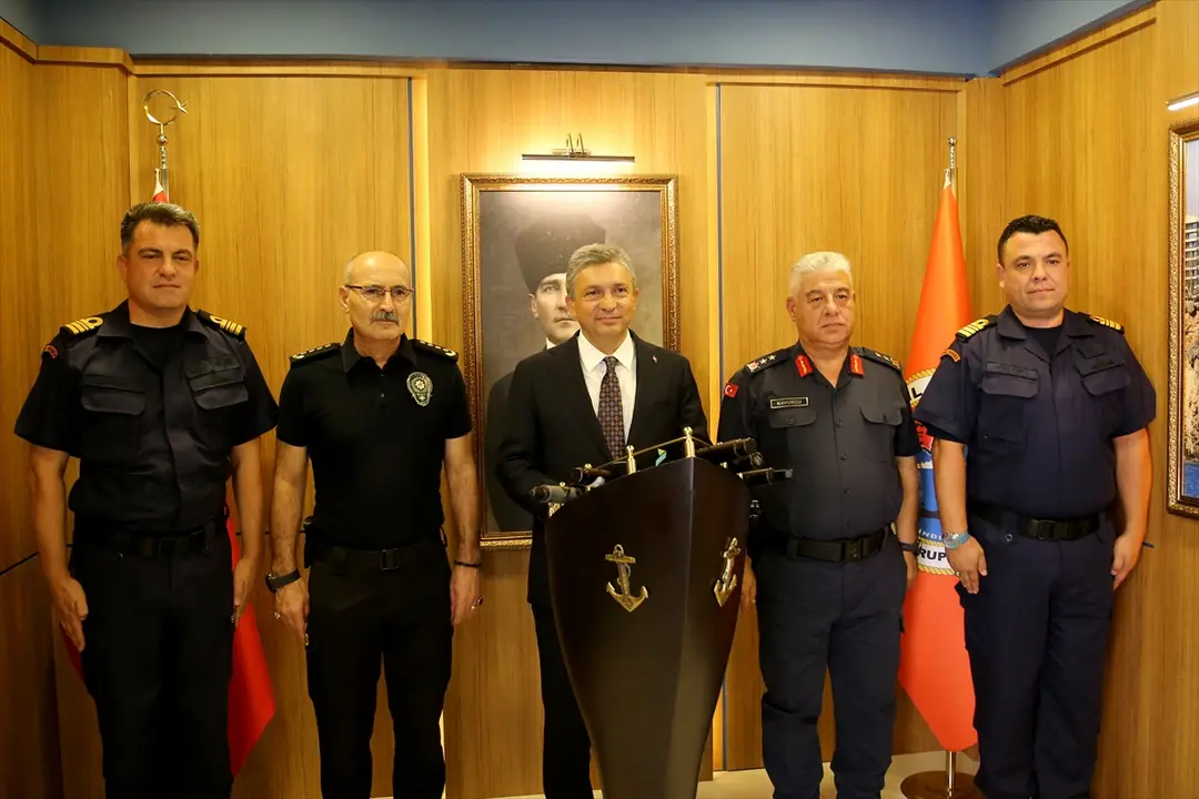 Vali Hulusi Şahin: Antalya'da orman yangını yarıya indi