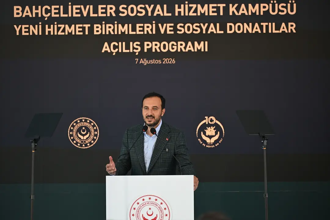 Bakan Göktaş, Bahçelievler Sosyal Hizmet Kampüsü'ndeki açılış programına katıldı: