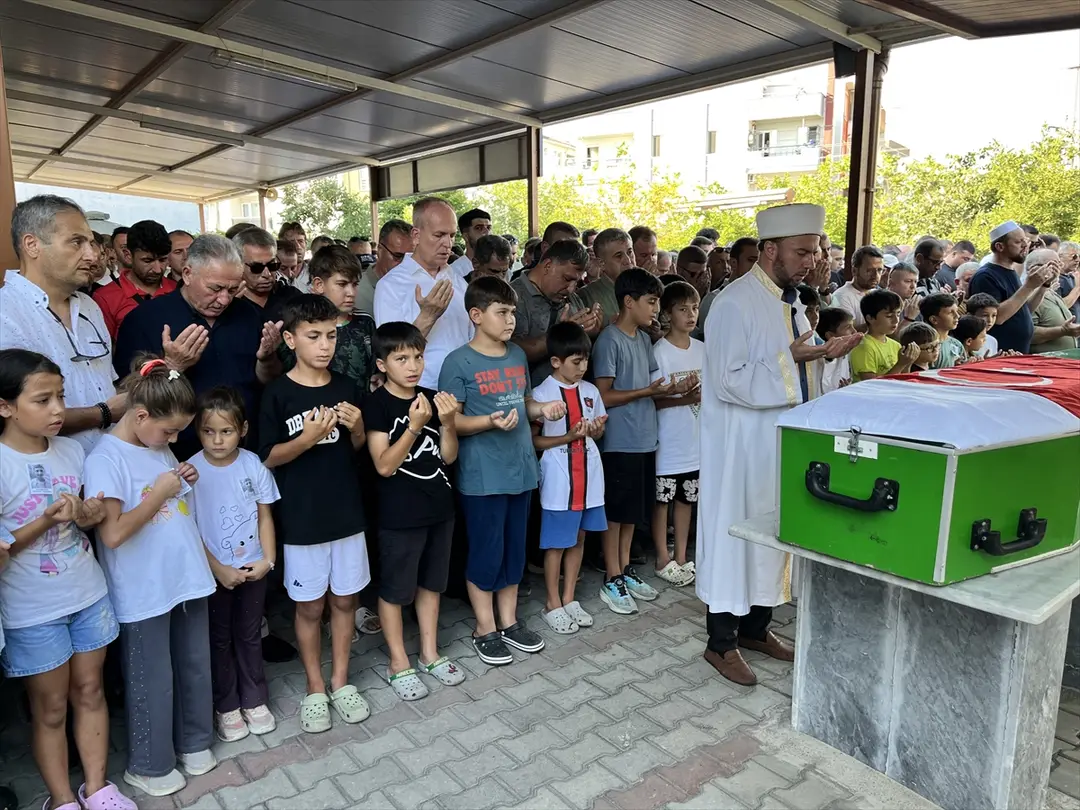 Çanakkale: 9 yaşındaki Yusuf Talha'ya arkadaşlarından veda