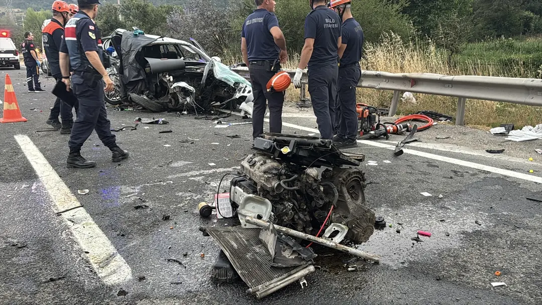 Bolu'da Feci Kaza: Bir Ölü, İki Ağır Yaralı Var
