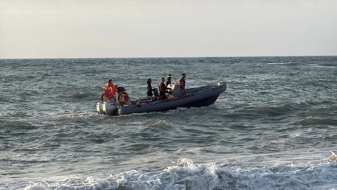 M.Ş.: Zonguldak'ta denizde kaybolan 16 yaşındaki çocuk aranıyor